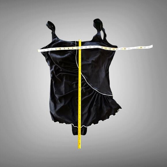 1960s 1970s Vintage Union Made one piece swimsuit - Picture 6 of 9